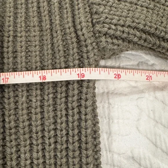 Mango olive green sweater - Picture 7 of 9